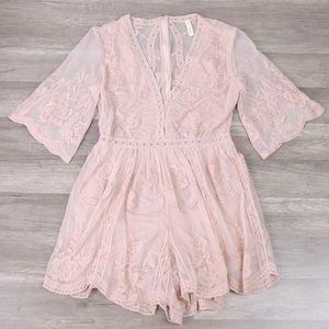 NWT HONEY PUNCH lace romper